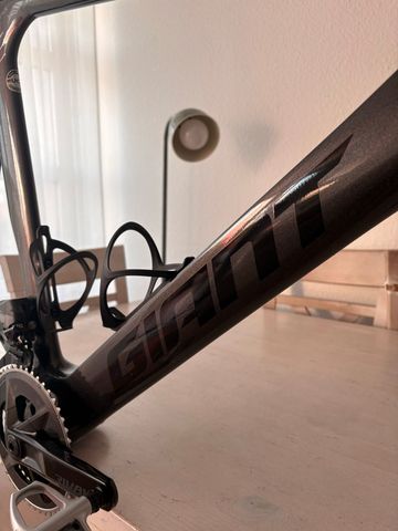 Použité Giant Propel Advanced 2 Disc 2021 Frameset 2021 Road & Gravel — obrázek 4 z 17