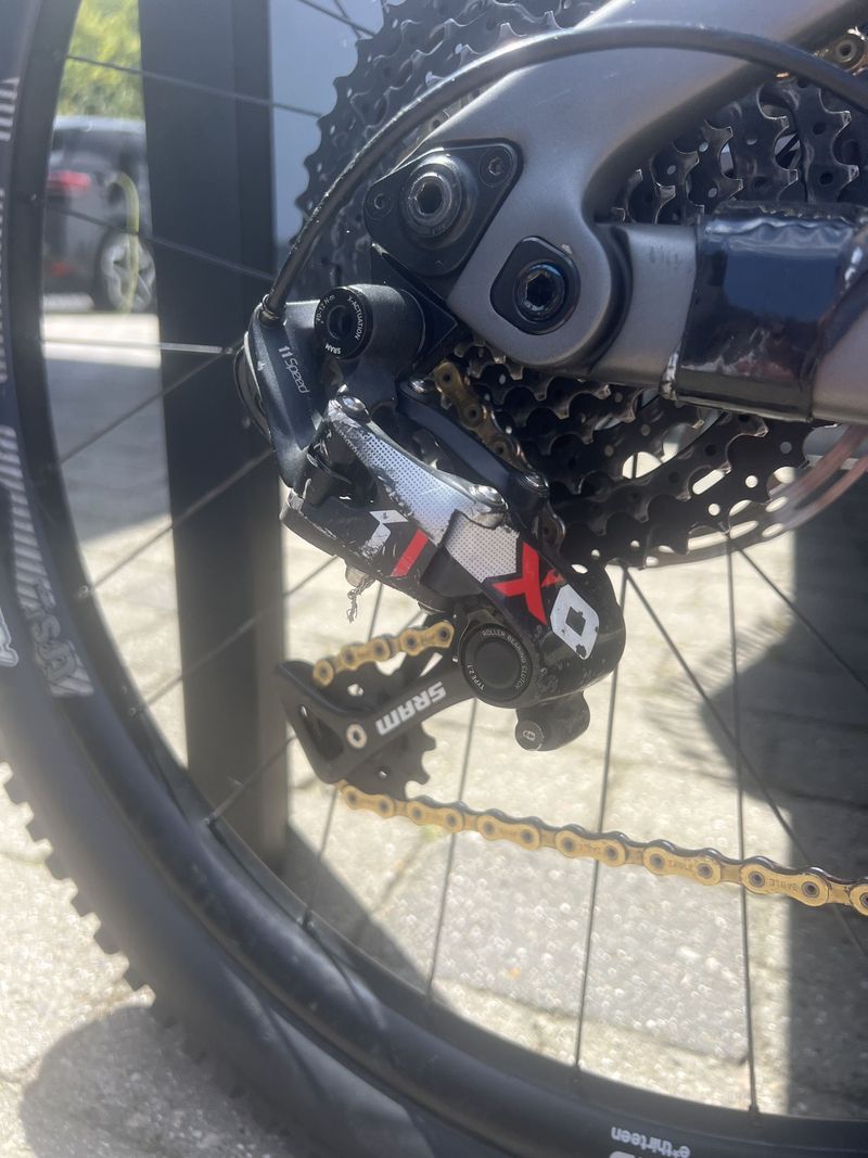 Used Lapierre Zesty SRAM X0 2020 Mountainbike, Light Gray — image 9 of 9