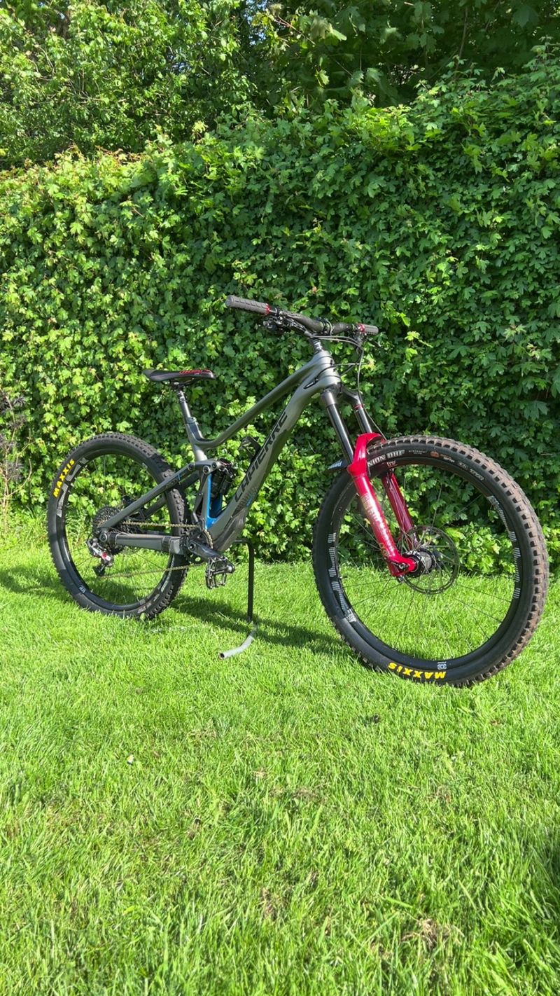 Used Lapierre Zesty SRAM X0 2020 Mountainbike, Light Gray — image 1 of 9