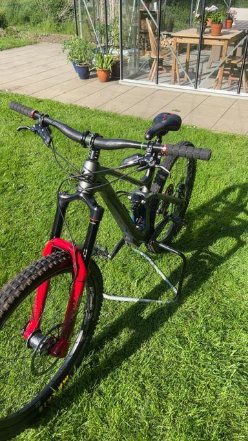 Used Lapierre Zesty SRAM X0 2020 Mountainbike, Light Gray — image 4 of 9