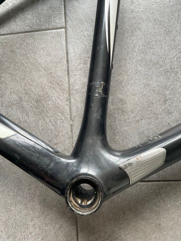 Used Trek Madone 5.2 H2 Compact 2014 Frameset 2014 Road & Gravel, Black — image 6 of 15