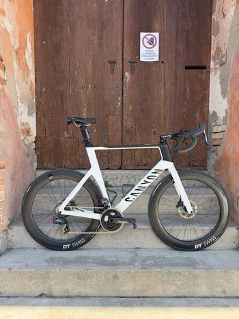 Used Canyon Aeroad CF SLX 8 Disc AXS 2022 2022 Road & Gravel