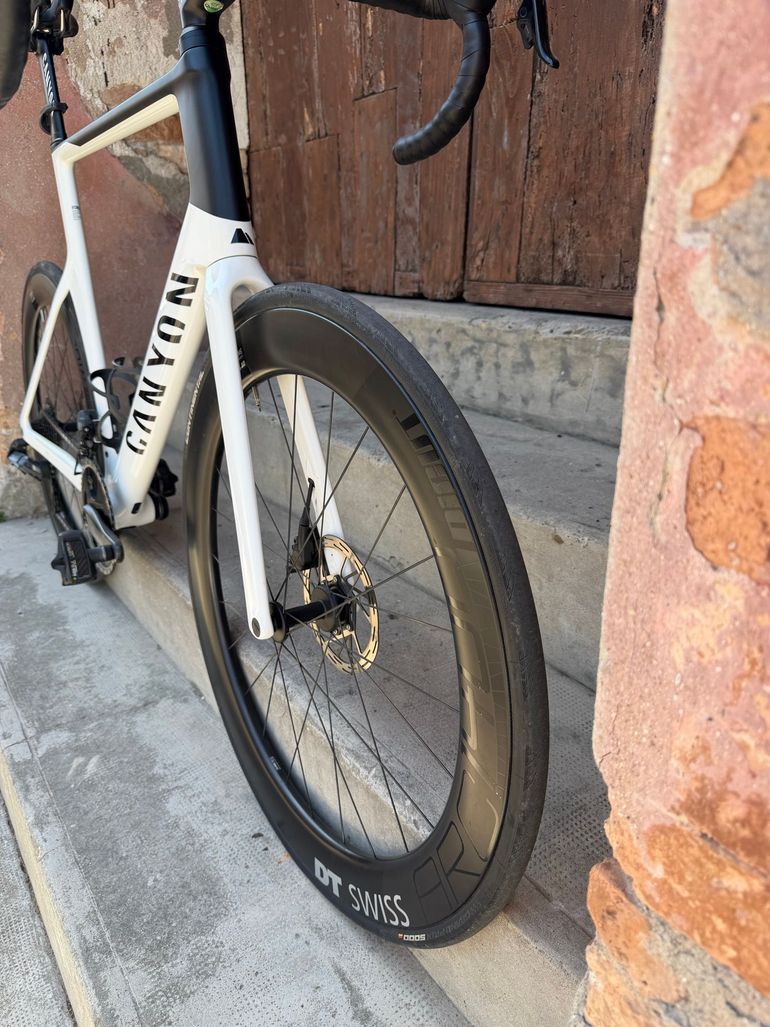 Used Canyon Aeroad CF SLX 8 Disc AXS 2022 2022 Road & Gravel, White — image 10 of 21
