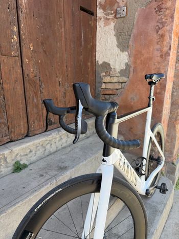Used Canyon Aeroad CF SLX 8 Disc AXS 2022 2022 Road & Gravel, White — image 19 of 21