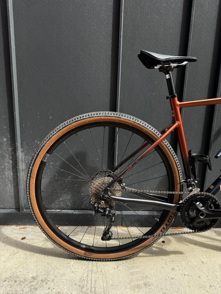 Used Megamo JAKAR 30 2025 2025 Road & Gravel, Orange — image 5 of 16