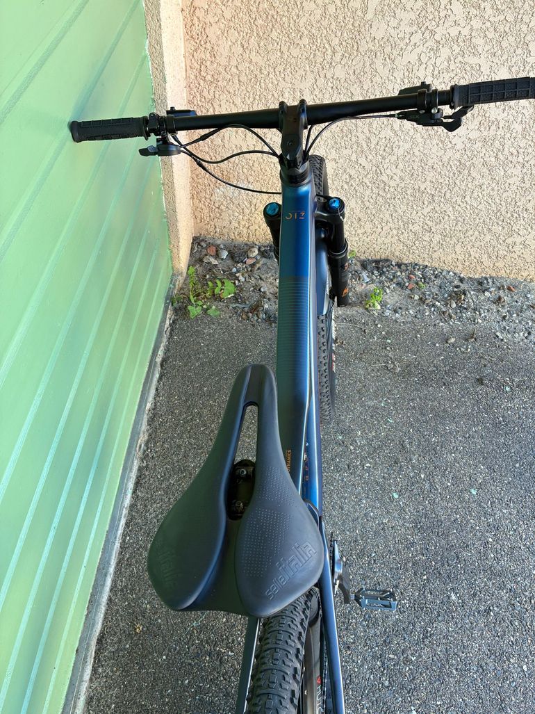 Used Orbea OIZ H30 2024 2024 Mountainbike, Blue, 29 — image 4 of 4