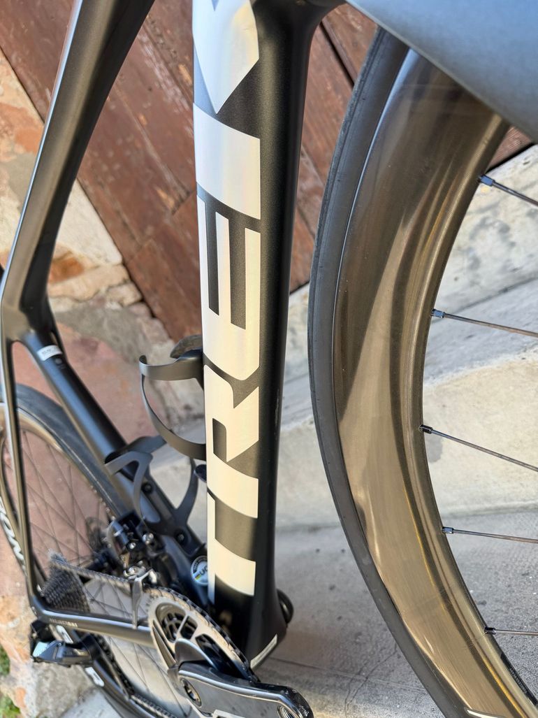Used Trek Emonda SRAM Red eTap AXS 2023 Road & Gravel, Black — image 9 of 16