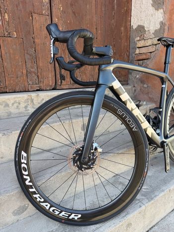 Used Trek Emonda SRAM Red eTap AXS 2023 Road & Gravel, Black — image 12 of 16