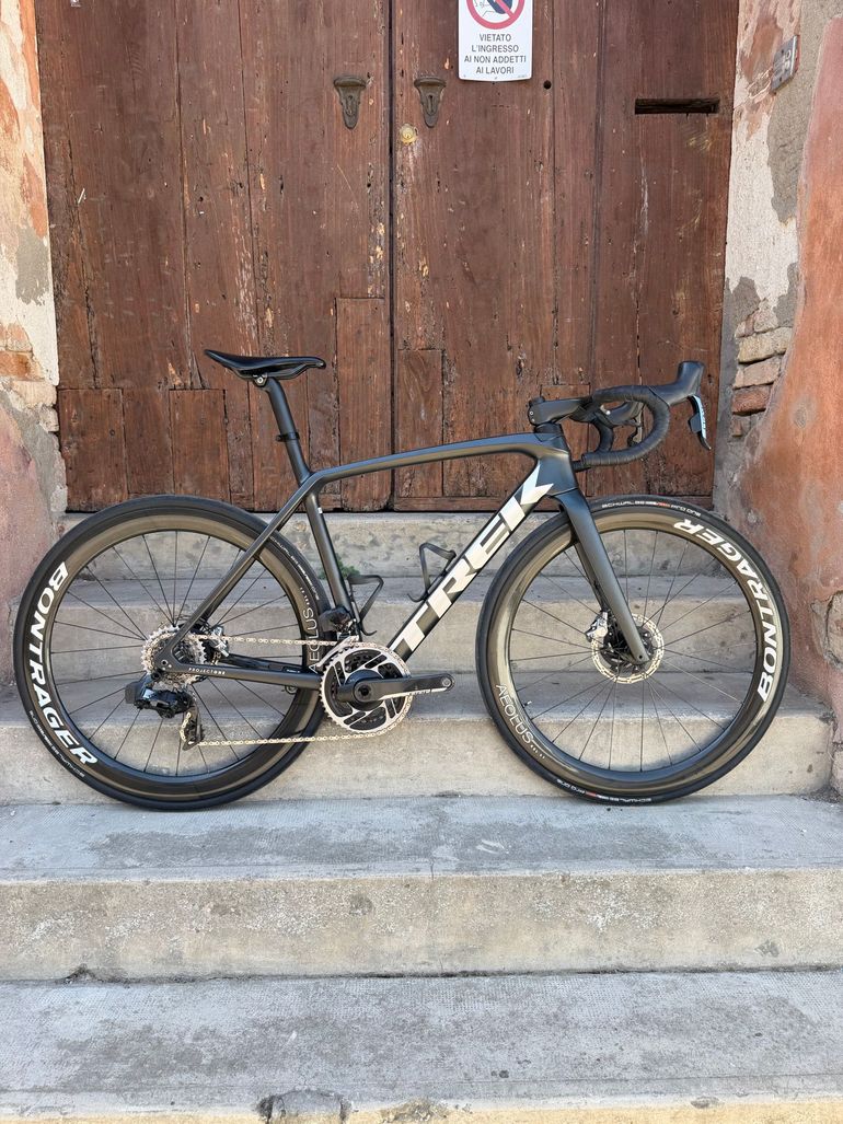 Used Trek Emonda SRAM Red eTap AXS 2023 Road & Gravel, Black — image 1 of 16