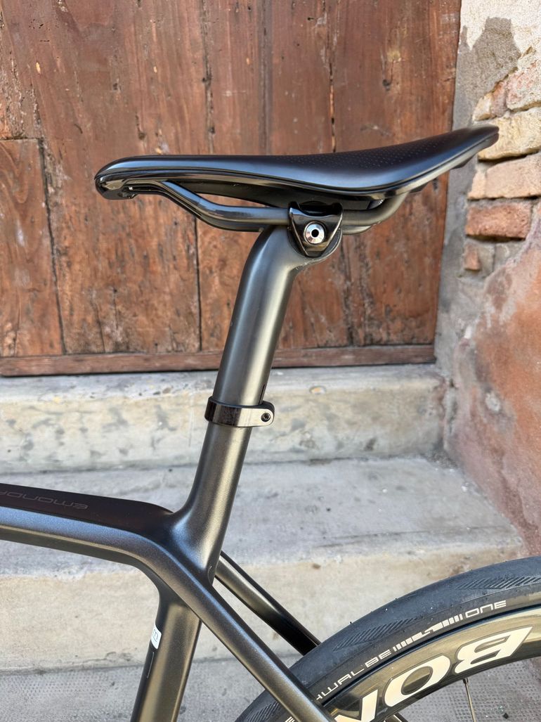 Used Trek Emonda SRAM Red eTap AXS 2023 Road & Gravel, Black — image 14 of 16