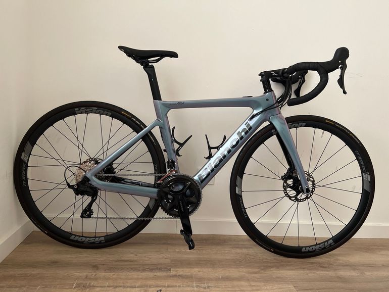 Used Bianchi Aria e-Road 105 2023 2023 Road & Gravel, Blue — image 1 of 12