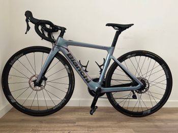 Used Bianchi Aria e-Road 105 2023 2023 Road & Gravel, Blue — image 2 of 12