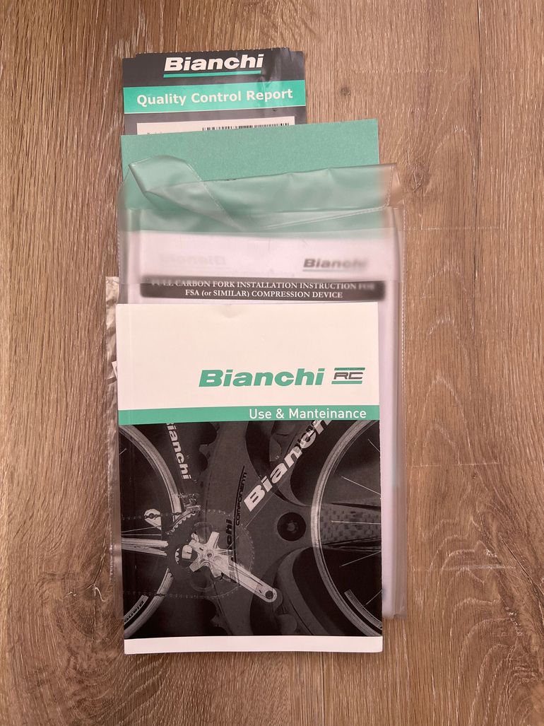 Used Bianchi Aria e-Road 105 2023 2023 Road & Gravel, Blue — image 12 of 12