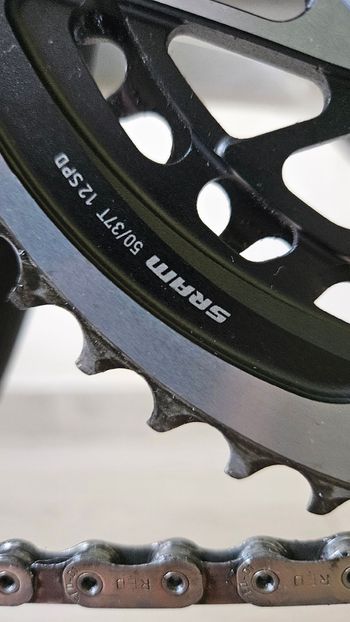 Used Scott Addict SRAM Red eTap AXS 2021 Road & Gravel, White — image 4 of 10