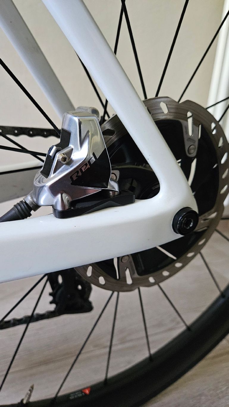 Used Scott Addict SRAM Red eTap AXS 2021 Road & Gravel, White — image 9 of 10