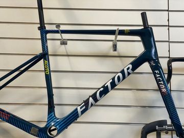 Brugt Factor ALUTO - Standard package 2025 Frameset 2025 Road & Gravel — billede 4 af 4