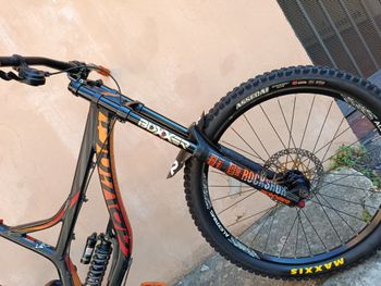 Used Devinci Wilson Carbon XP 2018 2018 Mountainbike, Orange — image 6 of 7