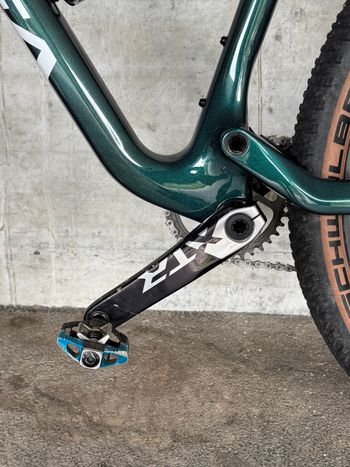 Used Orbea OIZ M-TEAM FACTORY 2025 2025 Mountainbike, Green, 29 — image 22 of 30