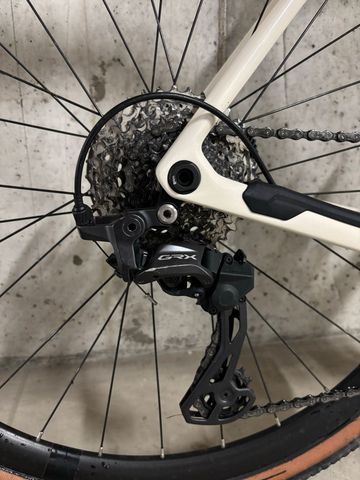 Orbea TERRA M20TEAM 2024 2024 Road & Gravel usato, Bianco — immagine 3 di 8