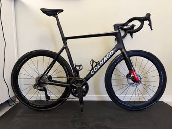 Used Colnago V4Rs Disc Ultegra Di2 8100 w/Fulcrum Racing Wind 400 Wheels 2024 2024 Road & Gravel