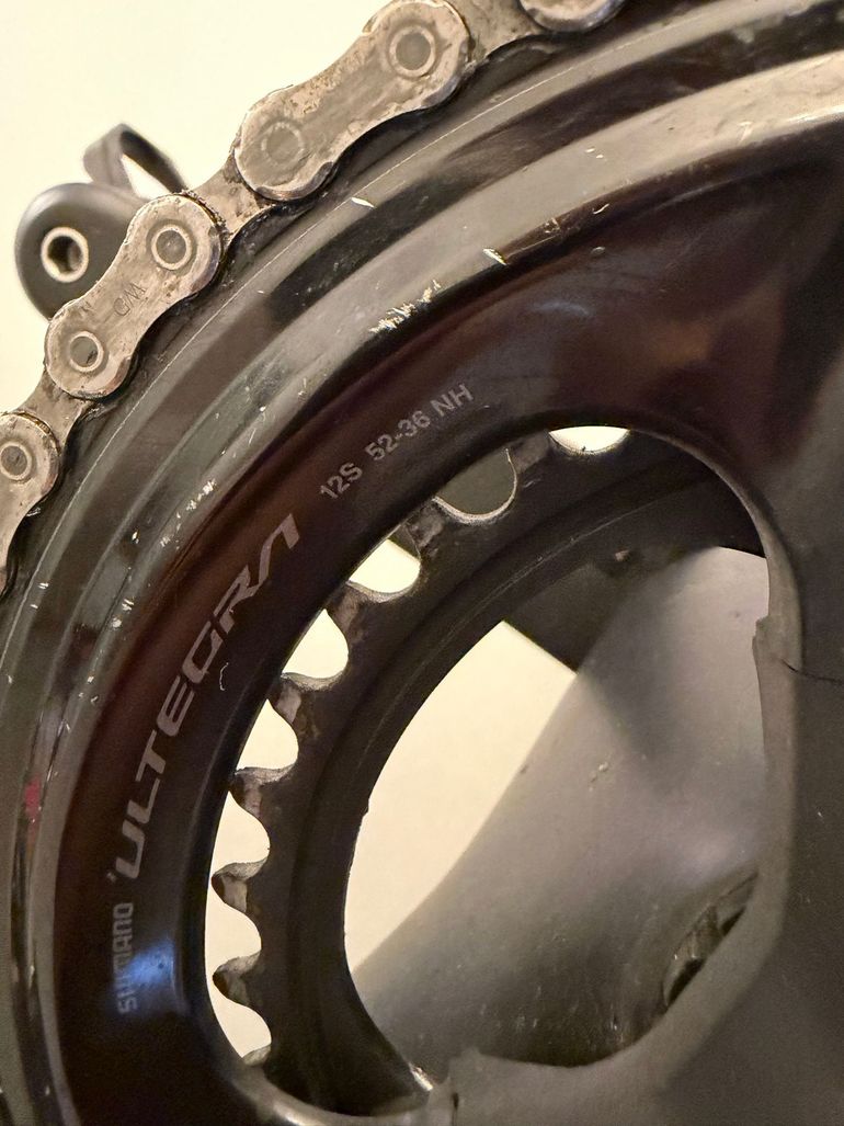 Used Colnago V4Rs Disc Ultegra Di2 8100 w/Fulcrum Racing Wind 400 Wheels 2024 2024 Road & Gravel — image 10 of 10