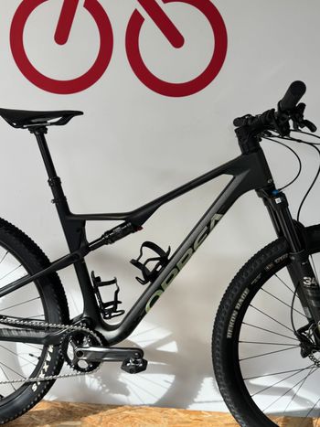 Used Orbea OIZ M30 2024 2025 Mountainbike, Black, 29 — image 5 of 8