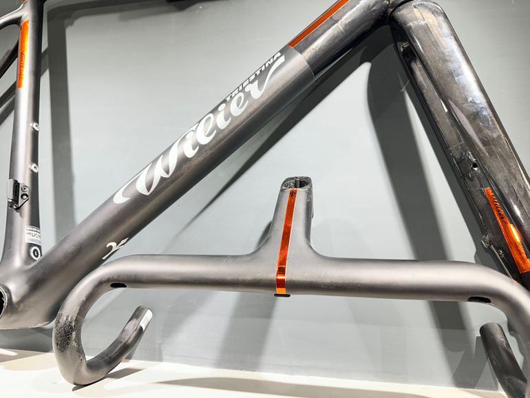 Used Wilier Verticale SLR 2025 Frameset 2025 Road & Gravel, Black — image 5 of 15
