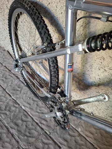 Used Amp Research B3 1994 1994 Mountainbike, Light Gray — image 4 of 6