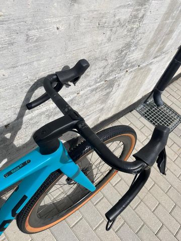 BMC Kaius 01 FCC 2024 Road & Gravel de segunda mano, Azul — imagen 3 de 6