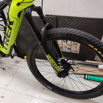 Used Trek Rail SRAM NX Eagle 2020 Mountainbike, Green, 29 — image 8 of 10