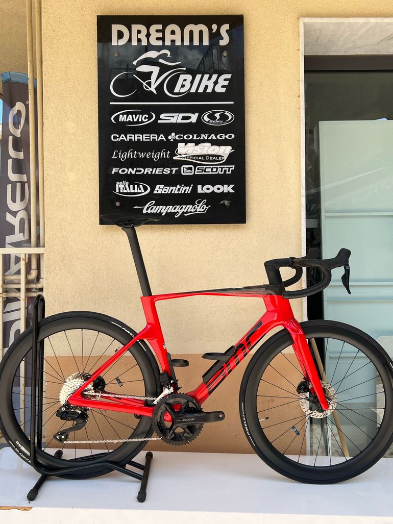 Used BMC Teammachine Shimano 105 Di2 2027 Road & Gravel — image 1 of 11