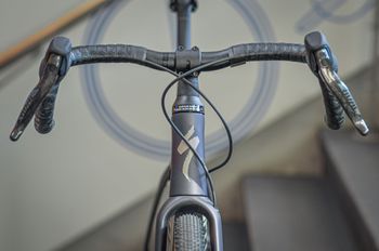 Used Specialized Specialized Diverge 4 Expert SRAM Rival XPLR Nebula Metallic/Sandstone Metallic 2026 - New Bicycle. 2026 Road & Gravel — image 9 of 13