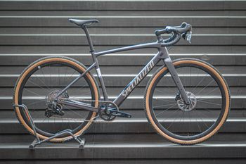 Used Specialized Specialized Diverge 4 Expert SRAM Rival XPLR Nebula Metallic/Sandstone Metallic 2026 - New Bicycle. 2026 Road & Gravel