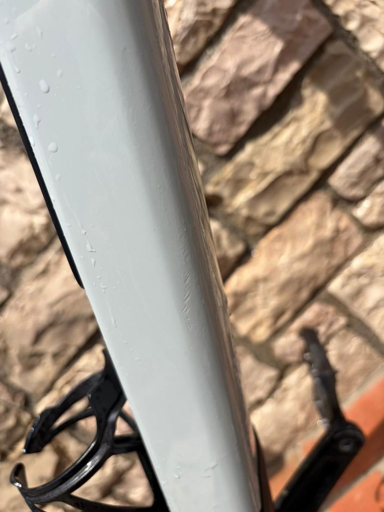 Used Focus Raven Shimano Deore XT 2025 Mountainbike, Light Gray — image 6 of 7