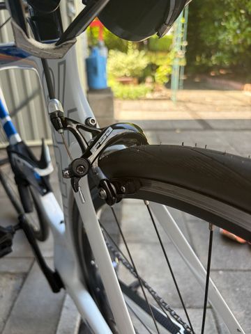 Used Cervélo Custom Shimano 105 2015 Road & Gravel, White — image 6 of 9