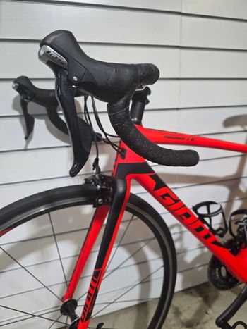 Used Giant TCR Advanced 2 2018 2018 Road & Gravel, Red — image 6 of 7