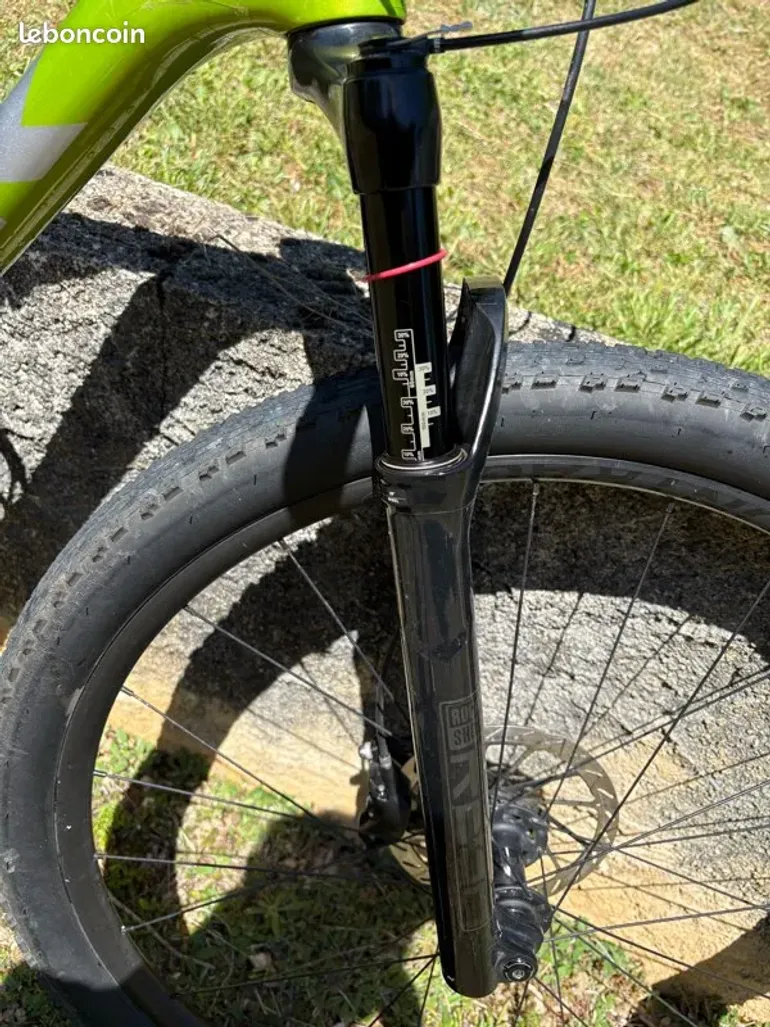 Used Trek Supercaliber SL 9.7 AXS Gen 2 2024 2024 Mountainbike, Light Gray, 29 — image 4 of 12