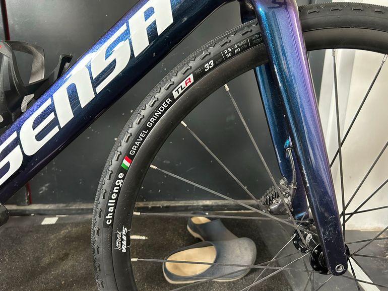 Used Sensa Giulia Supremo Black Deal Ultegra Di2 2025 2025 Road & Gravel, Blue — image 10 of 10