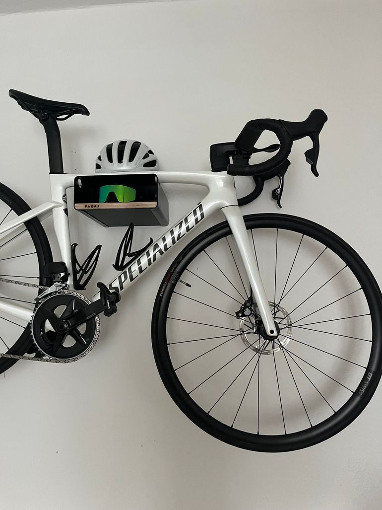 Used Specialized Tarmac SL7 Comp - Rival eTap AXS 2022 2022 Road & Gravel, White — image 3 of 3