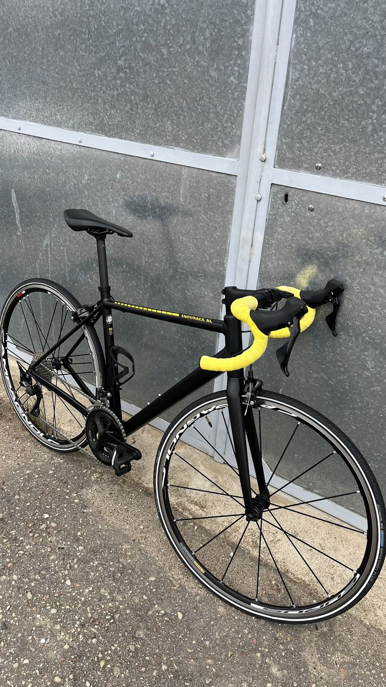 Used Canyon Endurace AL 7.0 2019 2019 Road & Gravel, Black — image 3 of 11