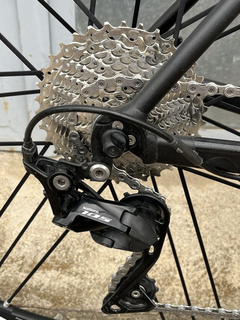 Used Canyon Endurace AL 7.0 2019 2019 Road & Gravel, Black — image 7 of 11