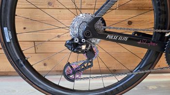 Used Megamo PULSE ELITE 03 SH12 2024 2024 Road & Gravel, Black — image 4 of 11
