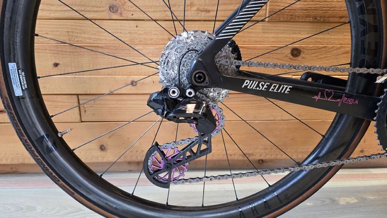 Used Megamo PULSE ELITE 03 SH12 2024 2024 Road & Gravel, Black — image 4 of 11