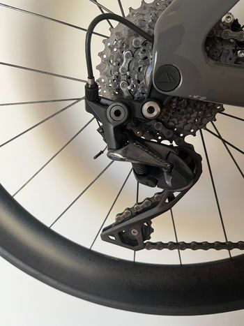 Used Canyon Aeroad CF SL 8 2023 2023 Road & Gravel, Light Gray — image 4 of 7