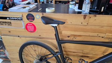 Used BMC Roadmachine 01 AMP THREE 2024 2024 Road & Gravel, Black — image 9 of 10