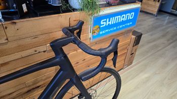 Used BMC Roadmachine 01 AMP THREE 2024 2024 Road & Gravel, Schwarz — image 8 of 10