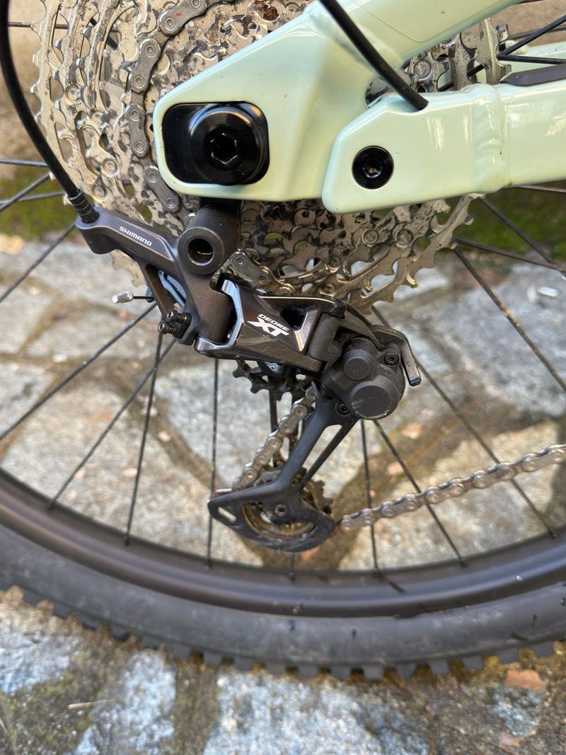 Used Rocky Mountain Altitude Powerplay Shimano Deore XT 2024 Mountainbike, Orange — image 15 of 28