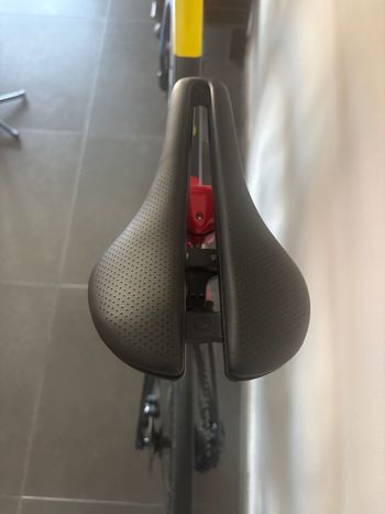 Used Trek Madone Shimano Dura Ace Di2 2025 Road & Gravel, Red — image 7 of 10