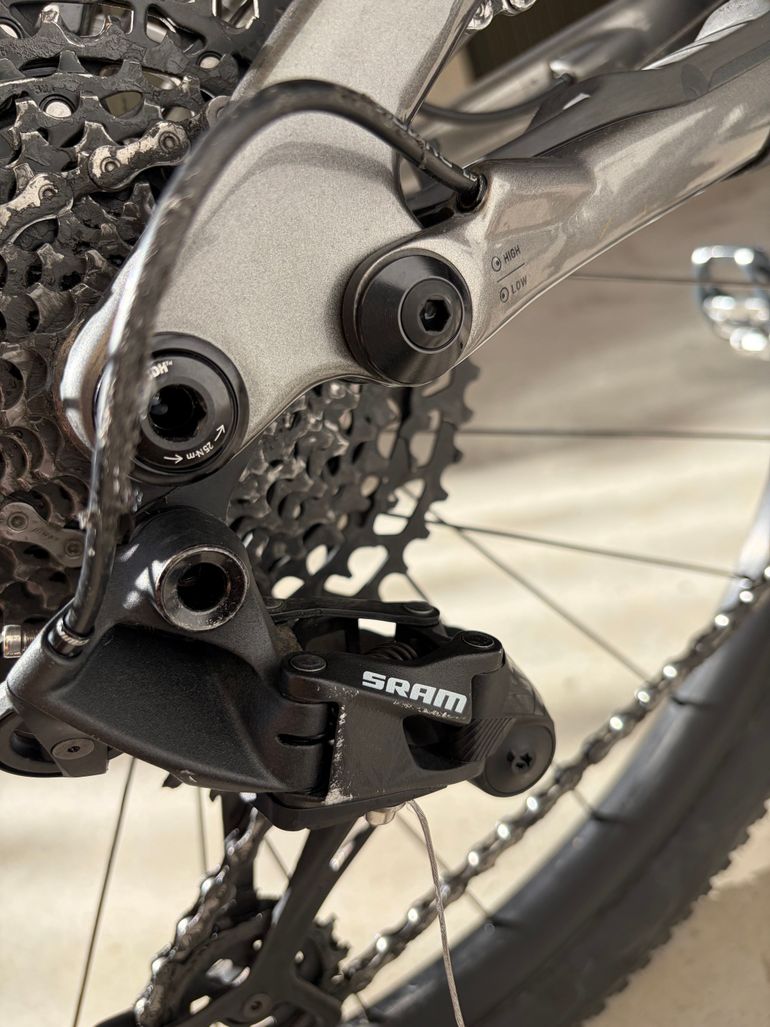 Used Specialized Turbo Levo 3 Carbon 2023 2023 Mountainbike — image 4 of 4