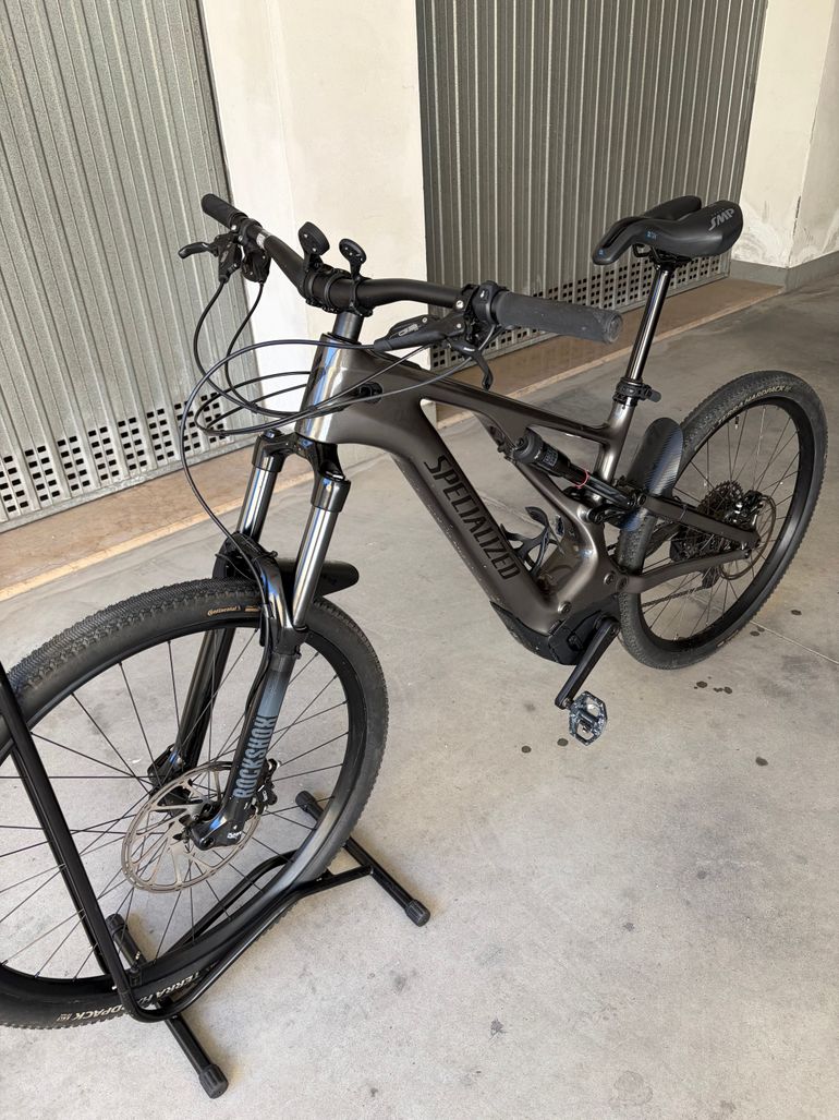 Used Specialized Turbo Levo 3 Carbon 2023 2023 Mountainbike — image 1 of 4